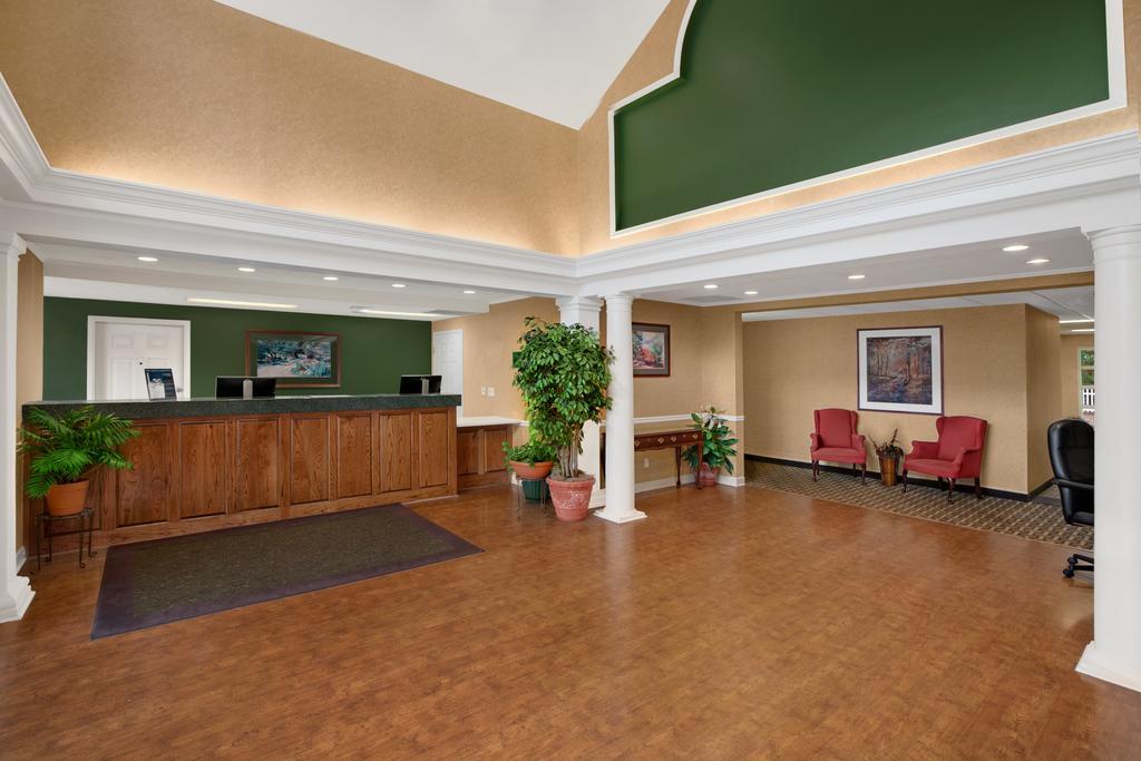 Comfort Inn Martinsville Exterior foto